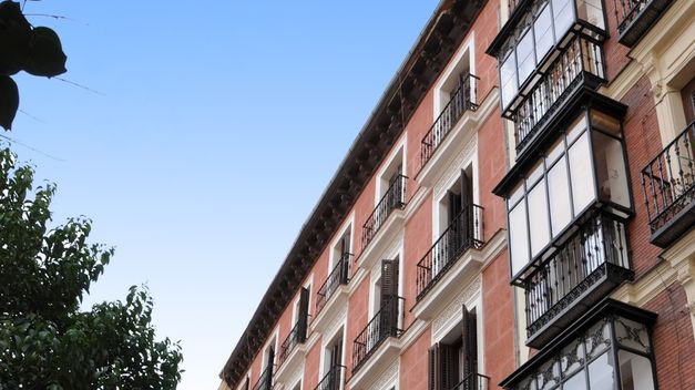 Comprar edificios en Madrid con Renta Corporación